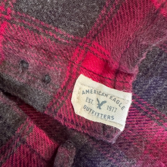 American Eagle Outfitters Bright Pink and Gray Plaid Flannel Shirt Medium - Picture 3 of 9